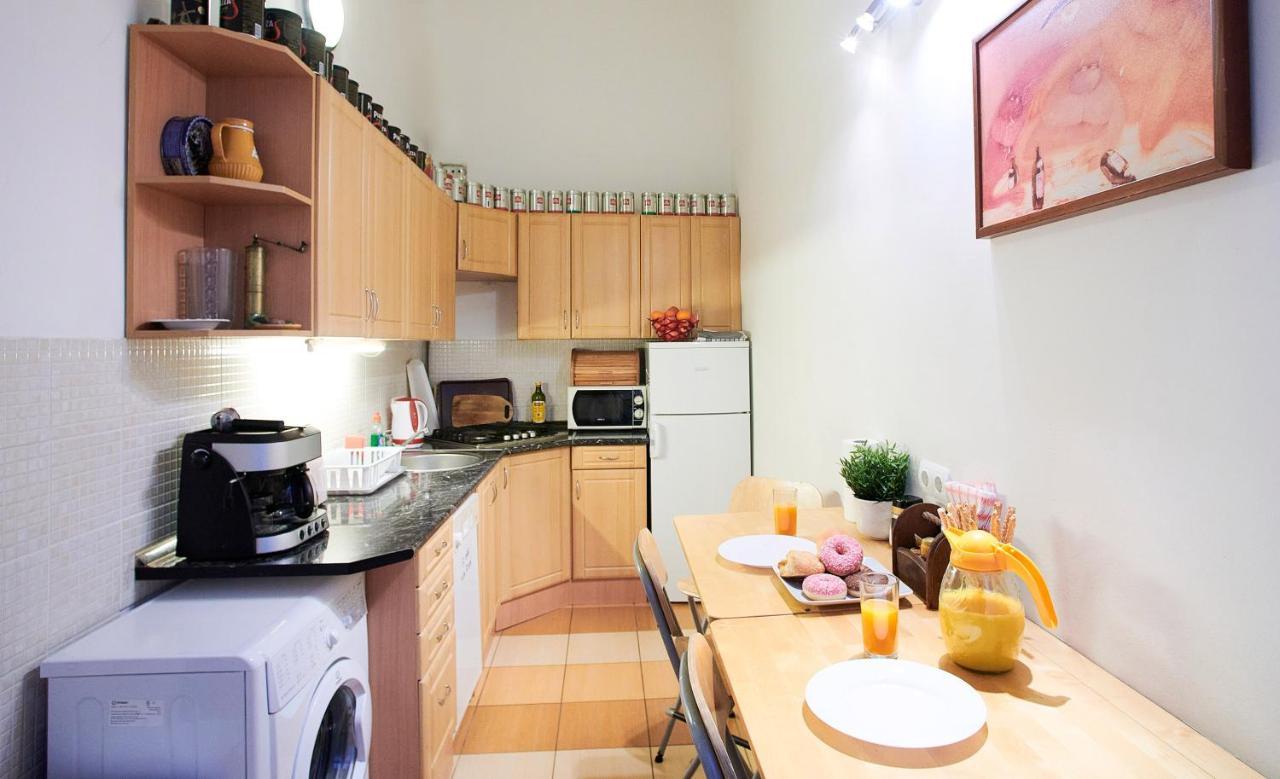 Fireplace Holidays บูดาเปสต์ ภายนอก รูปภาพ